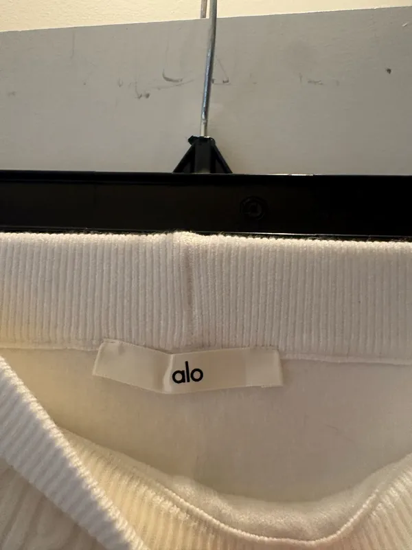 ALO Mini Cable High-Waist Sweater Short - Image 5