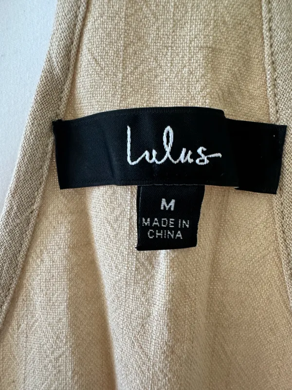 Lulus Women’s medium razorback beige summer tank - Image 3