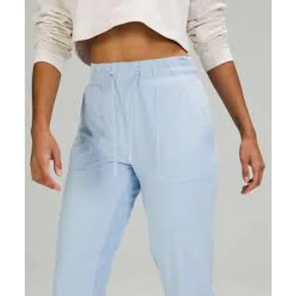Lululemon Beyond the Studio Crop Blue Linen Womens Size 8 Dance Yoga - Image 9