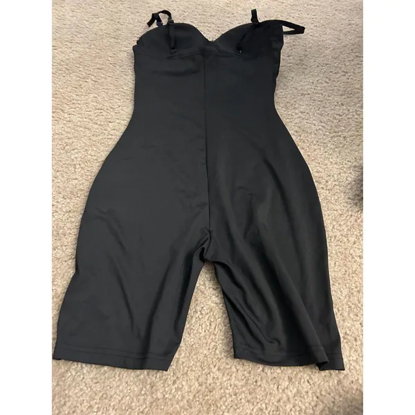 c17 Body suit s tightening shorts black unused - Image 2