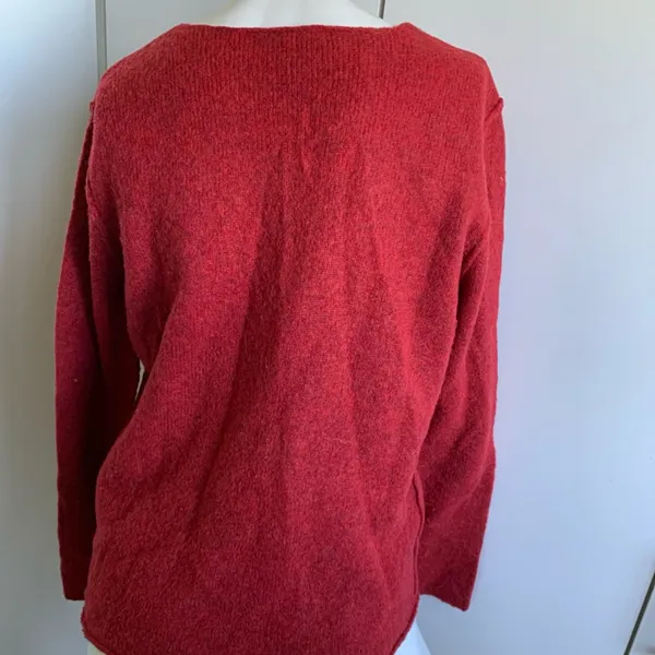 Eileen Fisher wool blend red v-neck long sleeve sweater size Medium - Image 4