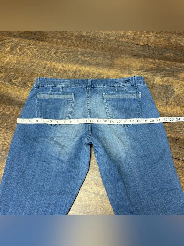 Vintage Y2K American Eagle Low Rise Bermuda Denim Jean Shorts Womens 14 Distress - Image 9
