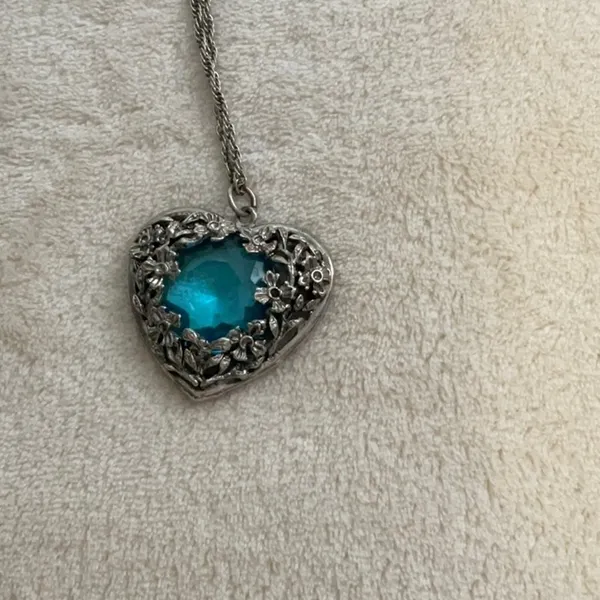 NECKLACE - Image 3