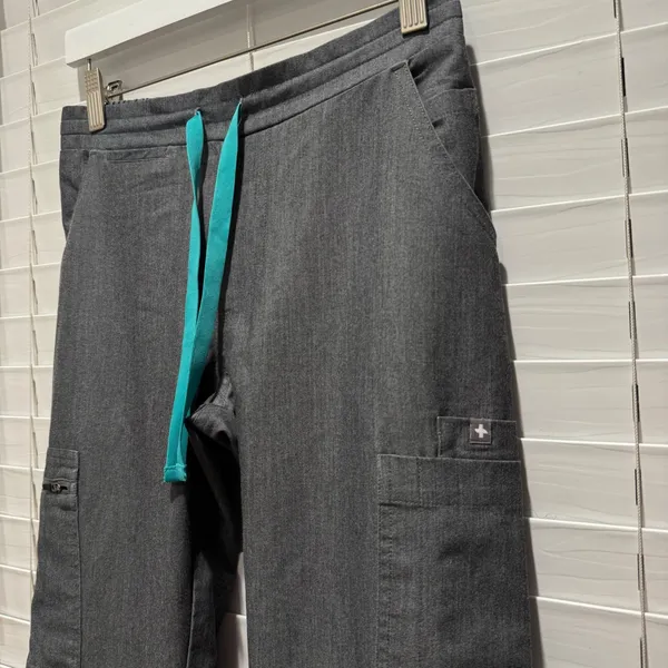 FIGS Technical Kade Scrub Pants Women's Charcoal Grey Cargo Drawstring‎ XXS - Image 4