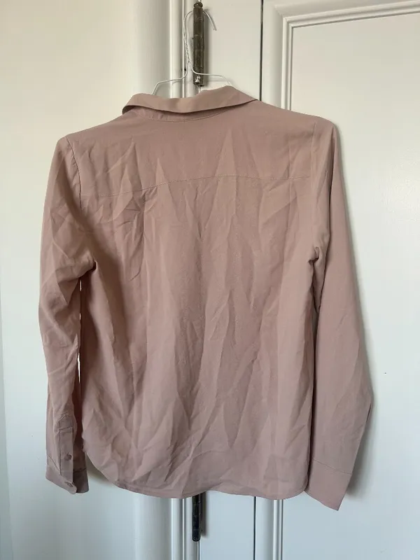 H&M Button Down V-Neck Pale Pink ("Dusty Rose") Long Sleeve Shirt - Image 4