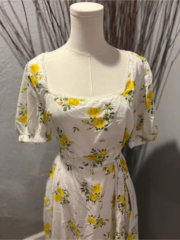 🌼New York & Company Yellow Rose Maxi Sundress🌼 - Image 2