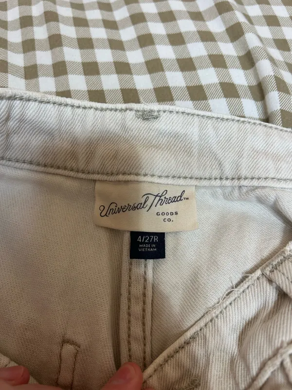 Universal Threads Jeans - Image 4
