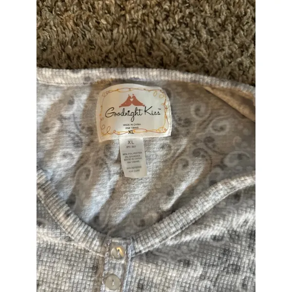 Goodnight Kiss Women's Gray Thermal 2pc Pajama Set Size‎ XL - Image 4