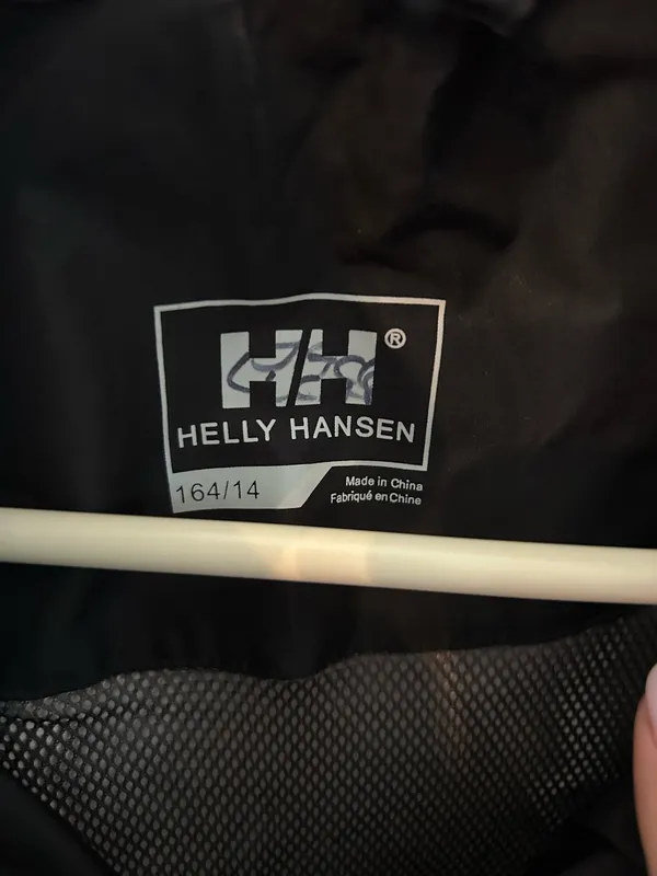 Helly Hansen Black Waterproof Jacket, Juniors size 14 & 100% Polyester - Image 4