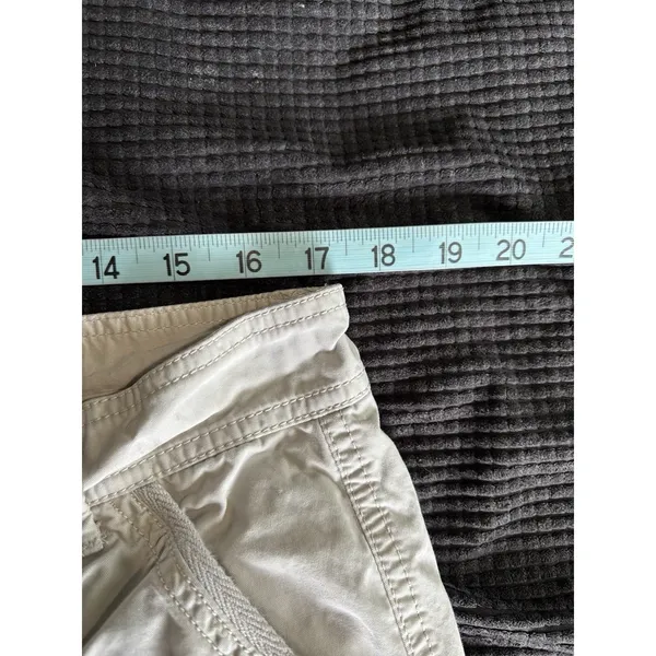 Old‎ Navy Khaki Tan Capri Pants Size 14 Mid Rise Pockets Zip Cotton - Image 5
