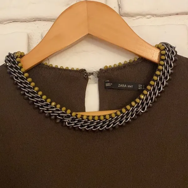 Zara knit top with beaded neckline size small - Image 3