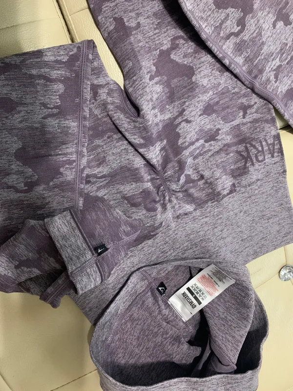 Gymshark Camo Seamless Purple Leggings And Sports Bra - Image 4