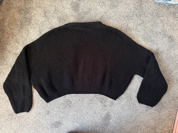 SheIn Black Sweater - Image 2