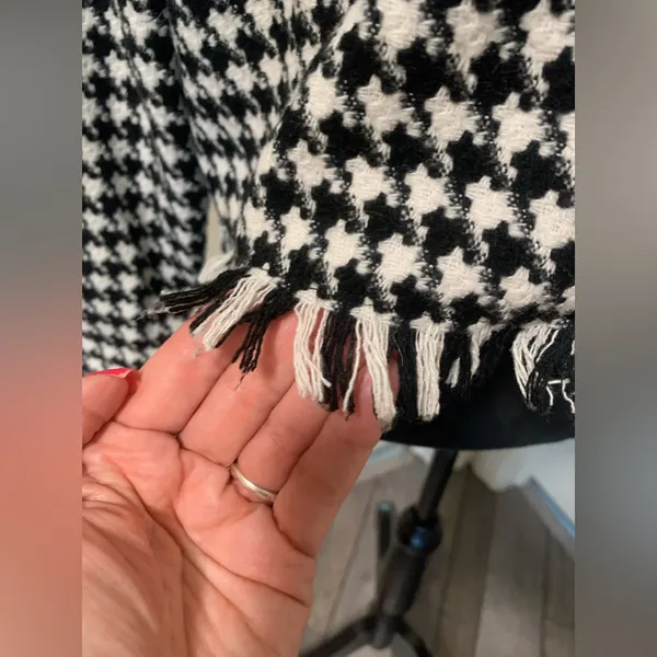 SO Houndstooth Fringe Trim Cropped Jacket Size XL - Image 6