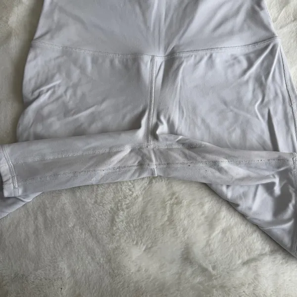 Lululemon Align Short 8" White Size 8 - Image 4