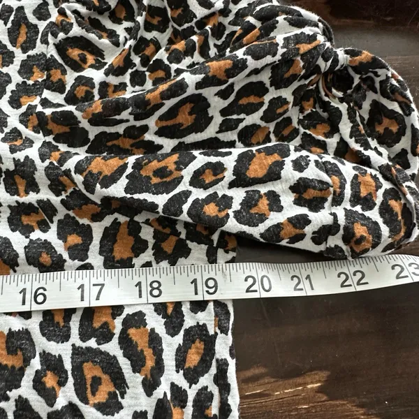 Loft A.L.C. Kati Tee Sz M leopard-print cotton puff sleeves - Image 7