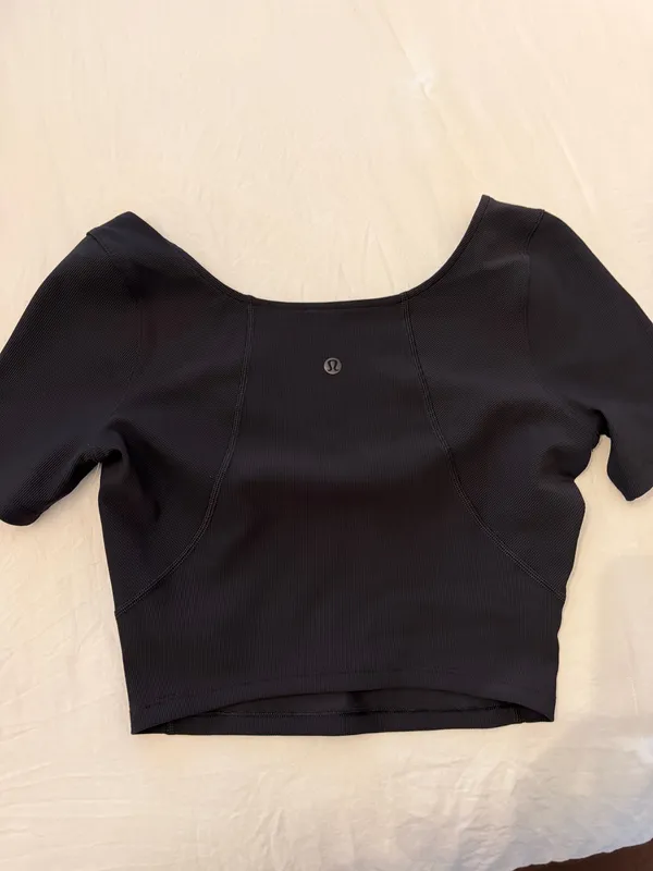 Lululemon crop top  - Image 3