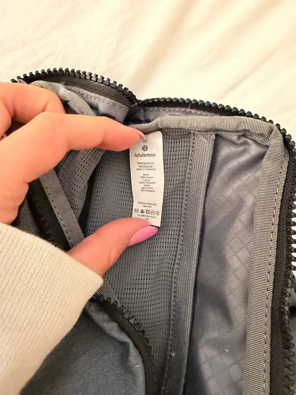 Lululemon Belt Bag - Image 3