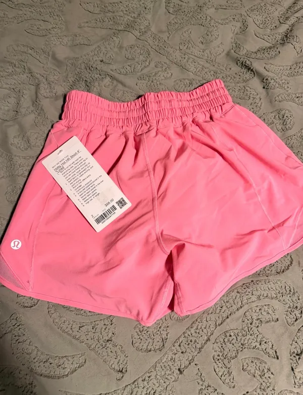 Lululemon Hot Hot Shorts - Image 2