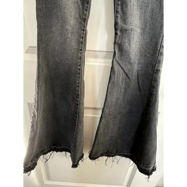 Forever 21 Faded Black Bell Bottom Button Up Jeans Women's Sz 25 - Image 7
