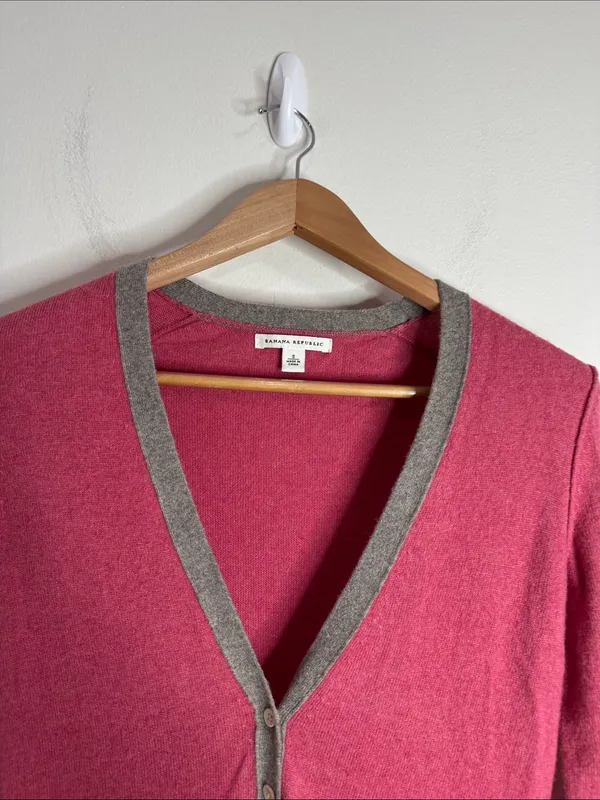 Banana Republic Cashmere Wool Raspberry V-neck Button-down Cardigan Grey Trim S - Image 3