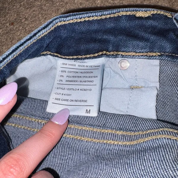 KanCan Distressed Denim Shorts - Image 4