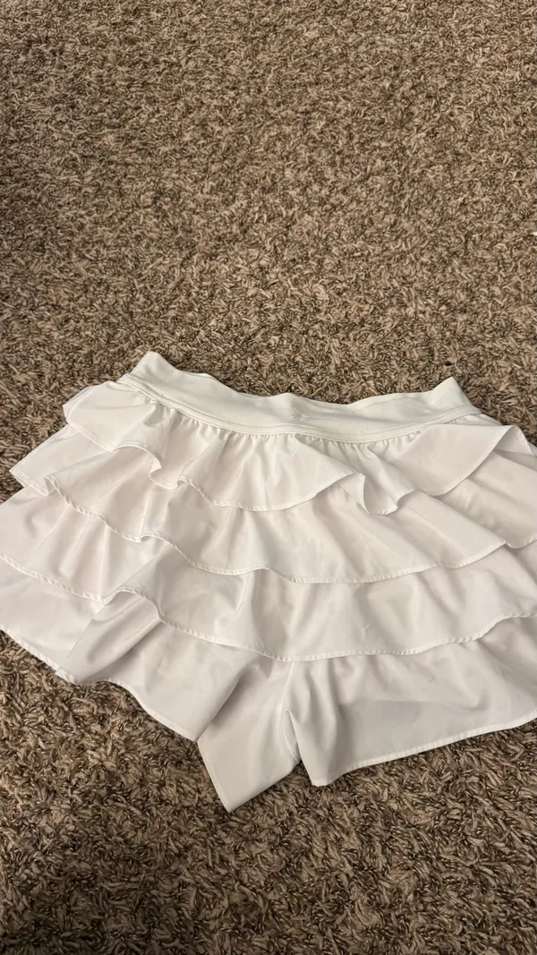Aerie White Skirt/shorts - Image 3
