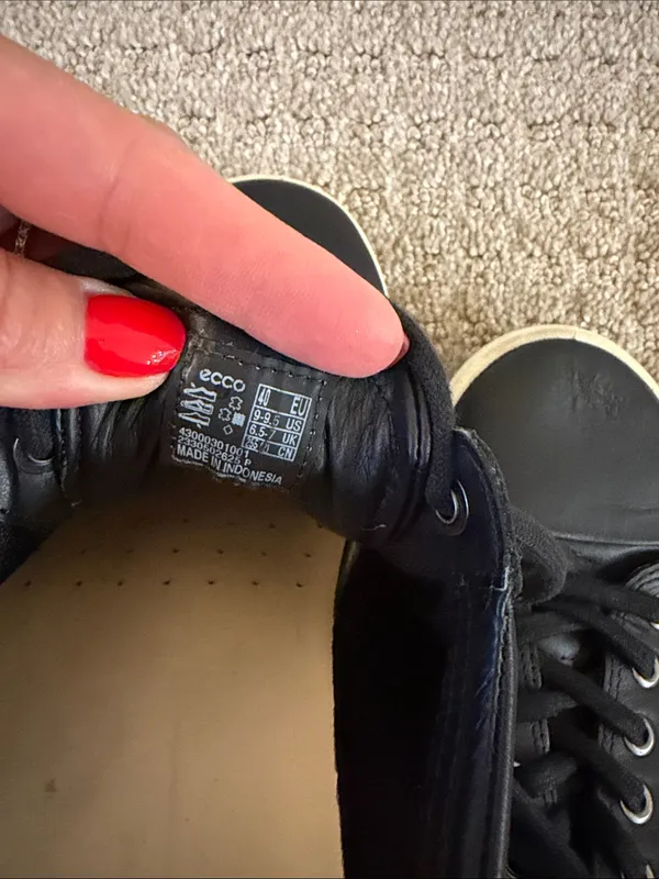 Ecco Black Leather Soft 7 Lace-Up Sneakers with White Sole - Euro 40 / US 9-9.5 - Image 7