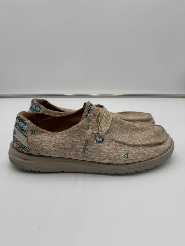 Hey Dude Wendy Flora Sunflower Beige Women’s Size 10 EU 41 Embroidered Loafers - Image 4