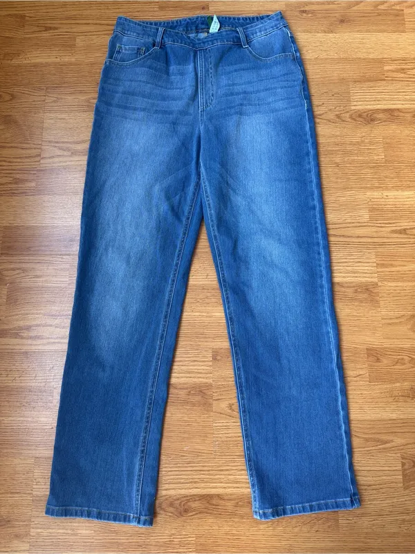 Halara Flex High Waisted Pockets Straight Leg Washed Casual Jeans Size Large - Image 3