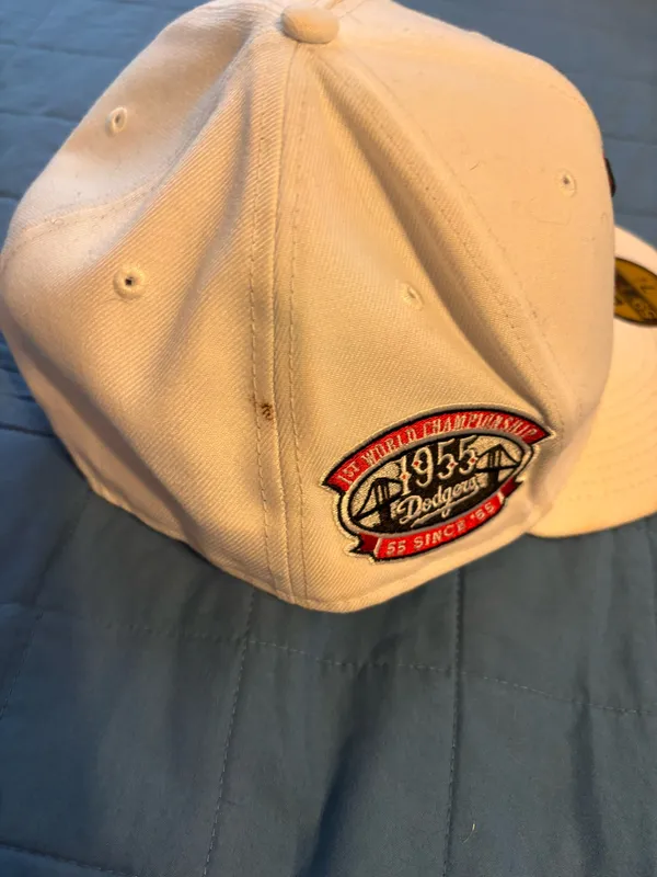 LA Dodgers New Era Hat Fitted - Image 3
