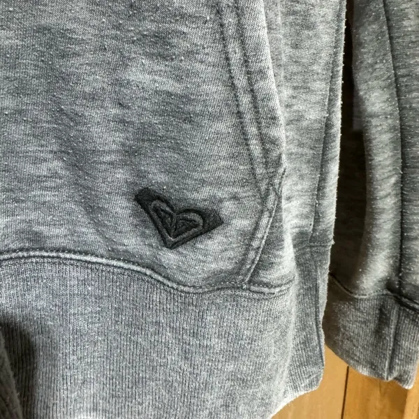 ROXY ZIP UP HOODIE MEDIUM - Image 3