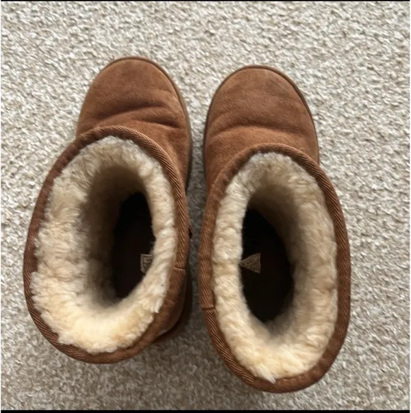 UGG Classic Short Boots  - Image 6