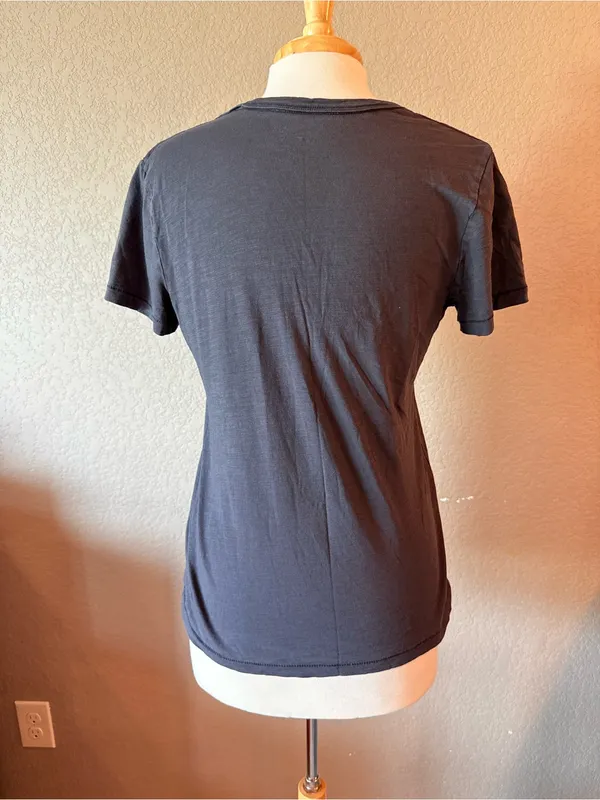 Universal Threads Charcoal Gray V-Neck Slub T-Shirt Small - Image 2