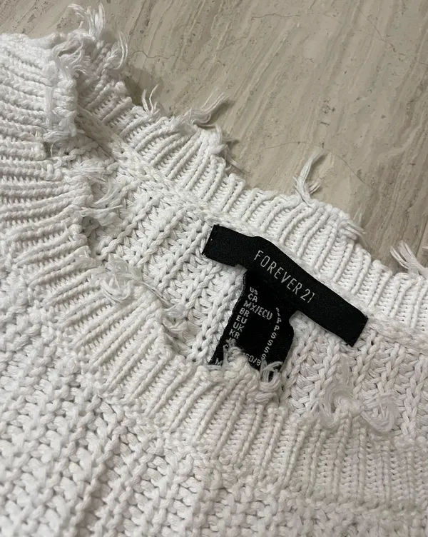 Forever 21 White Ribbed Distressed Sweater - Image 3