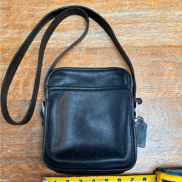 Vintage Coach Black Leather Messenger Bag - Image 2
