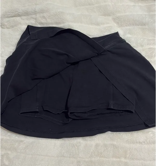OFFLINE Black Skirt by Aerie - Image 2