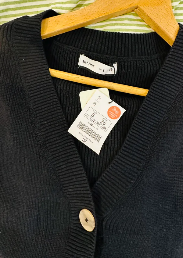 🆕Lefties Sweater Vest, Black, S - Image 3