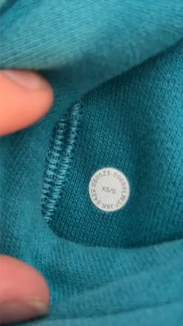 Lululemon Scuba Half-Zip - Image 4