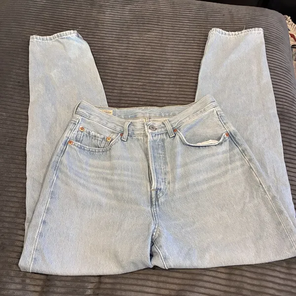 Levis Premium Big E 501 Original Fit Jeans Light Wash Denim Womens W27 L31 (30) - Image 2