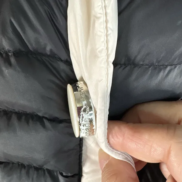 Kate Spade New York Quilted Puffer Jacket Ivory Black Trim Pearl Buttons XSMALL - Image 10