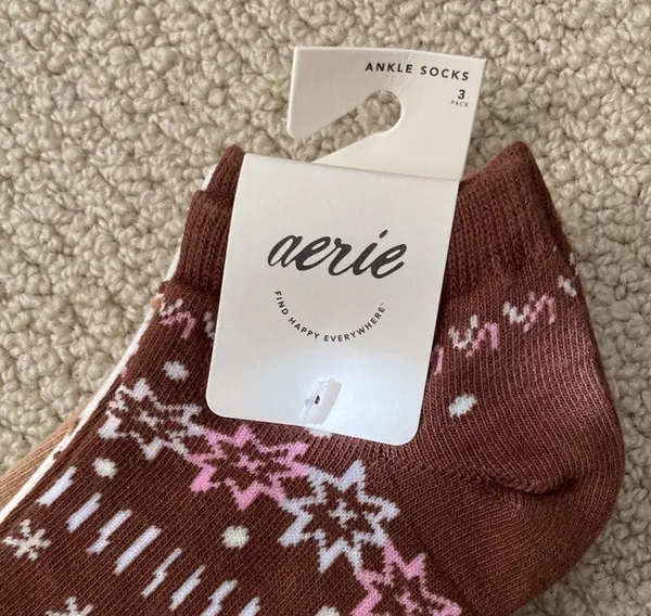 Aerie Women’s Ankle Socks Pack of Three Brown White Tan O/S One Size Cotton NWT - Image 2
