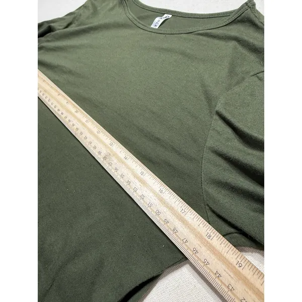 Fabletics Alexa Long Sleeve Tee, Dark Olive Size Medium - Image 4
