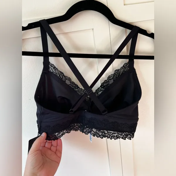 Savage x Fenty NWT Women’s Lace Race Low Impact‎ Sports Bra Size Medium - Image 3