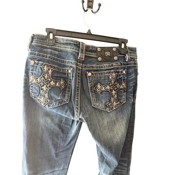 Miss Me Y2k Low Rise Capri Jeans JP5573B Dark Wash Cross Embellished Size 30 - Image 2