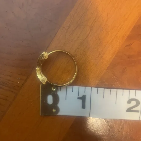 Faux Gold Colored Chevron Arrow Ring - Image 5
