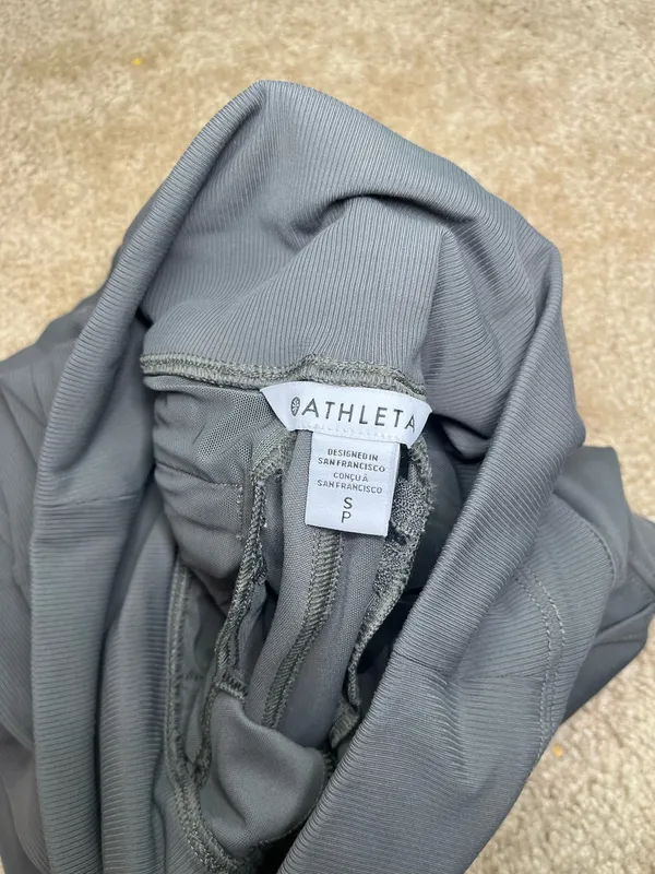 Athleta Women’s Jogger Pants Size Small Gray Ribbed Waist Zipper Pockets Athleisure - Image 3