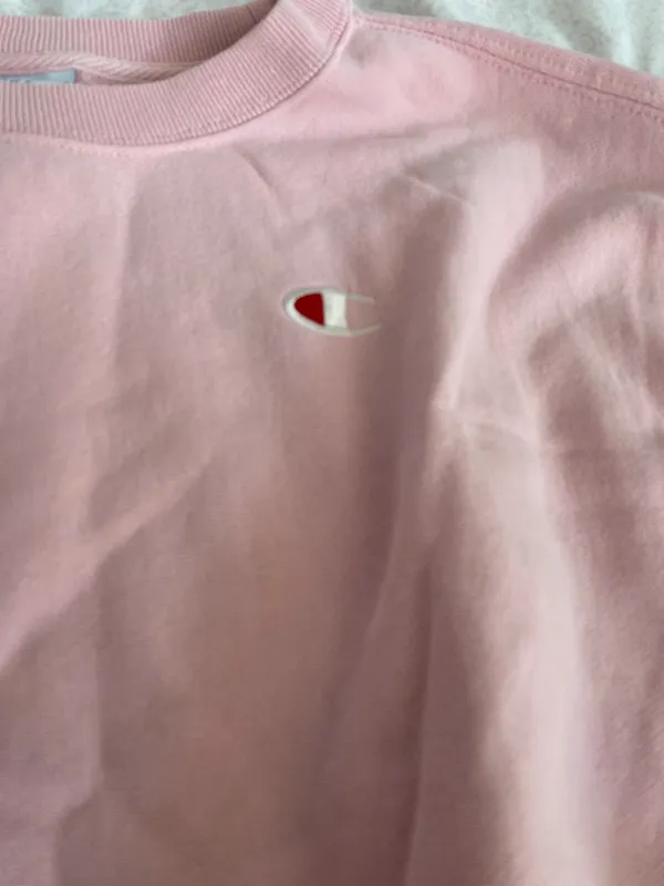 Champion pink cropped crewneck - Image 7