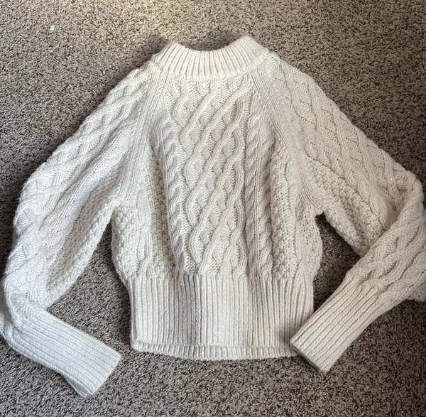 H&M Cable Knit Sweater - Image 4