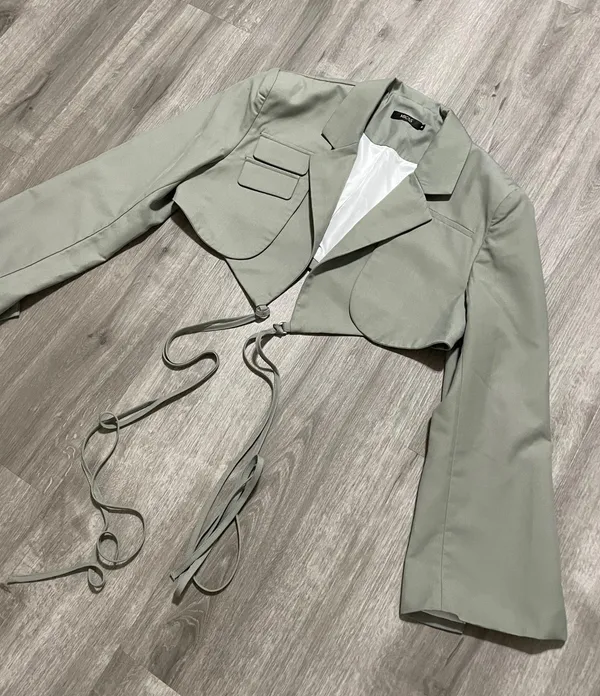 Micas Suit Set - Image 3
